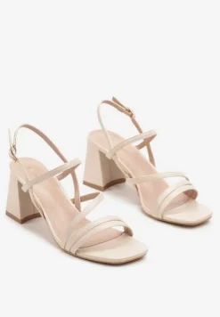 Beżowe Sandały z Paseczkami na Słupku ze Sprzączką Alinerisa