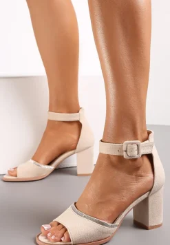 Beżowe Sandały z Paskiem w Cyrkonie na Słupku Terecia