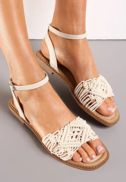 Beżowe Sandały z Przeplatanymi Paskami Beula