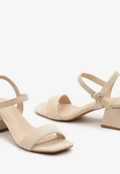 Beżowe Sandały z Wyściółką z Ekoskóry na Słupku z Zapięciem na Sprzączkę Maloella
