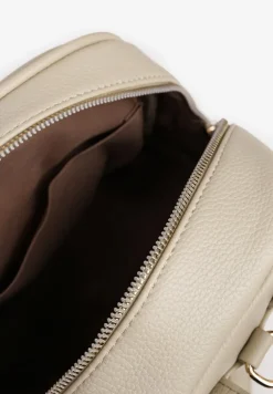 Beżowo-Kremowy Casualowy Plecak z Metaliczną Aplikacją i Regulowanymi Szelkami Haliriss