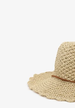 Beżowy Casualowy Kapelusz z Dekoracyjnym Rondem i Rzemykiem Kiati