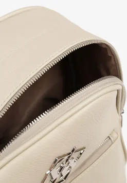 Beżowy Casualowy Plecak z Metalicznym Zdobieniem Paseniela