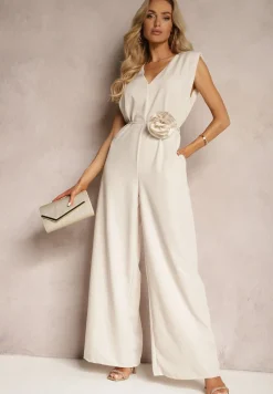 Beżowy Kombinezon Wykończony Prostymi Szerokimi Nogawkami z Wiskozą i Kwiatem 3D Dimentia