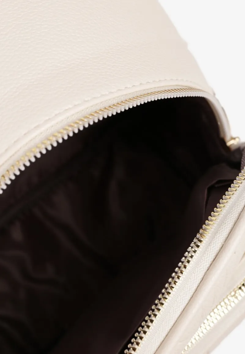 Beżowy Plecak Ozdobiony Delikatnym Tłoczeniem Arseki