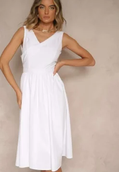 Biała Basicowa Sukienka Vices o Rozkloszowanym Kroju Tolaneia