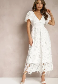 Biała Koronkowa Sukienka Koktajlowa z Głębokim Trójkątnym Dekoltem Wrenna