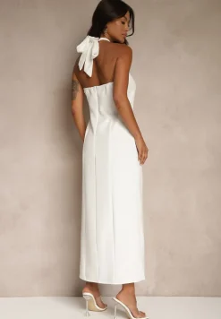 Biała Sukienka z Wiskozą z Dekoltem Halter i Ozdobną Broszką Naliannae