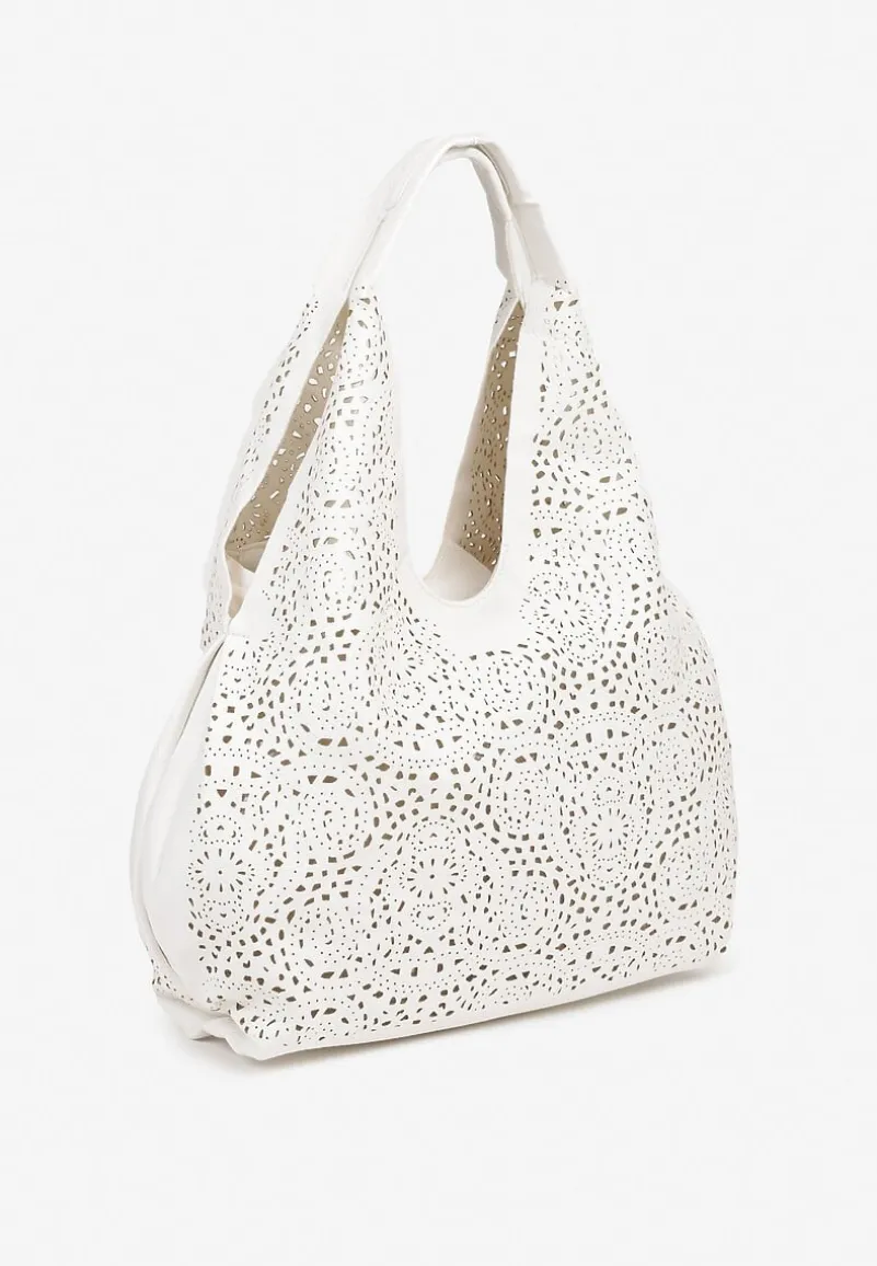 Biała Torebka Hobo Zdobiona Ażurową Perforacją z Dodatkową Saszetką Frolana