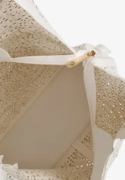 Biała Torebka Hobo Zdobiona Ażurową Perforacją z Dodatkową Saszetką Frolana