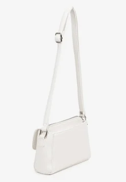 Biała Torebka Ozdobiona Napisem i Klapą Davisse