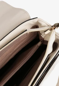 Biała Torebka Typu Listonoszka z Rączką i Ozdobną Klapą Monevia