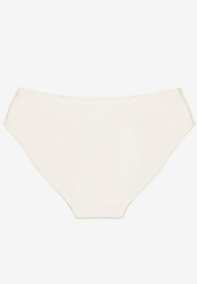 Białe Bawełniane Majtki Figi Wykończone Ozdobną Nitką Besivia