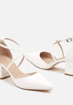 Białe Czółenka Vices na Słupku z Wkładką ze Skóry Naturalnej i Ozdobnymi Paskami Lizzetta