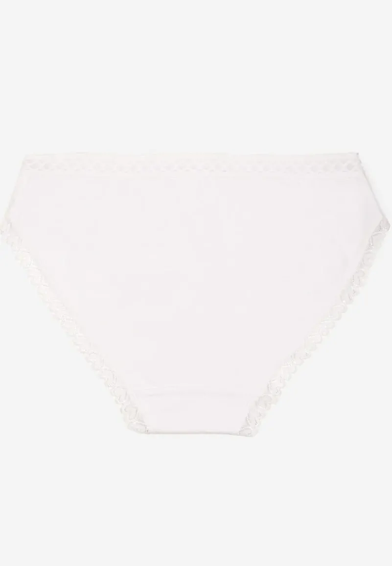 Białe Majtki z Bawełny o Kroju Fig z Ozdobną Koronką Talivina