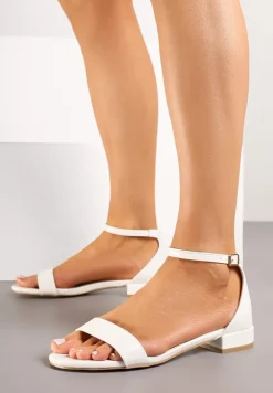 Białe Sandały Vices na Niskim Obcasie z Paskiem wokół Kostki Frodaia
