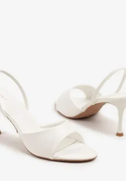 Białe Sandały Vices na Obcasie Typu Szpilka z Elastycznym Paskiem Evastaria