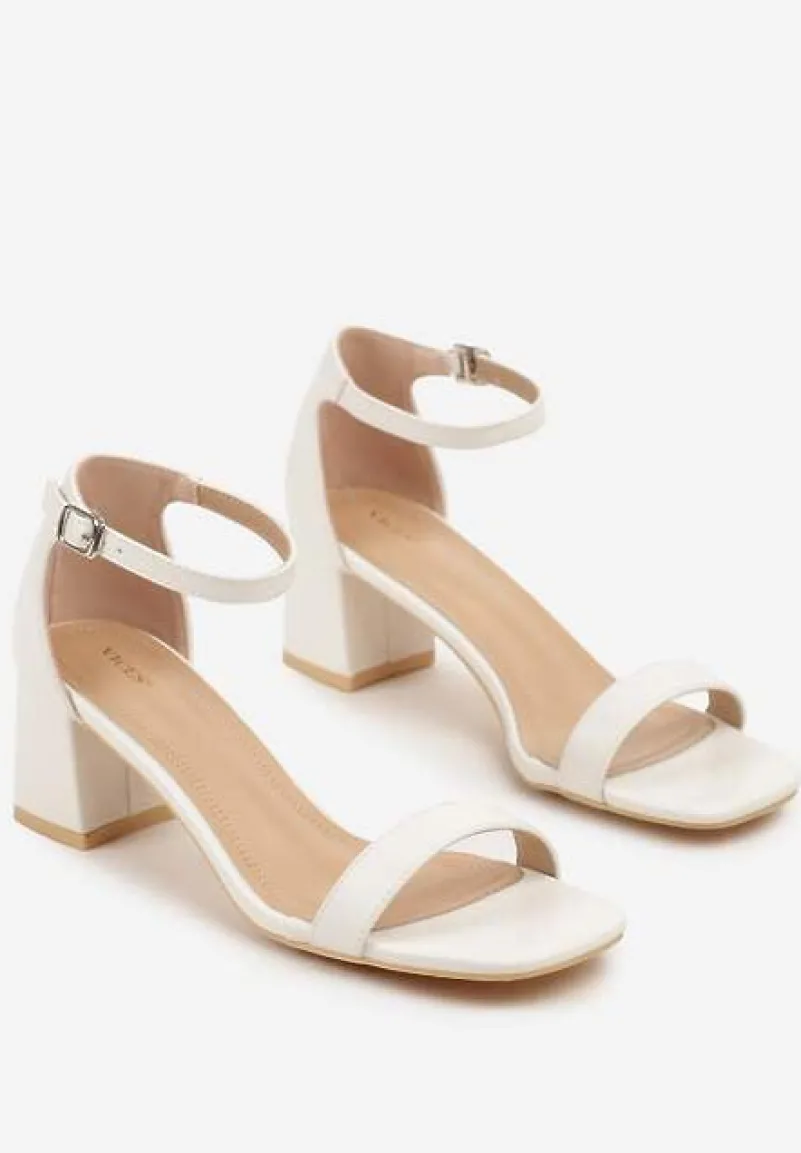 Białe Sandały Vices na Słupku z Kwadratowym Noskiem Galamia