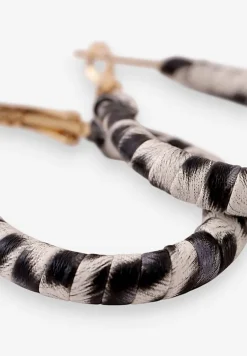 Biało-Czarne Kolczyki Koła z Abstrakcyjnym Motywem Fodalia