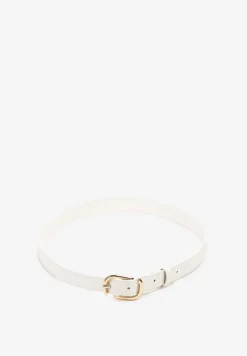 Biały Pasek Ozdobiony Metalową Klamrą Pulinia