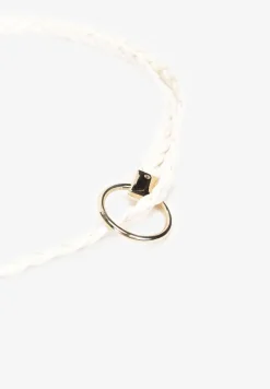 Biały Pleciony Pasek z Materiału Imitującego Skórę z Metalowym Kółkiem Eudonne