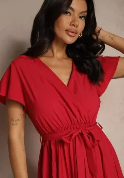 Bordowa Koktajlowa Maxi Sukienka Ozdobiona Plisami z Trójkątnym Dekoltem i Wiązaniem w Talii Phoelia