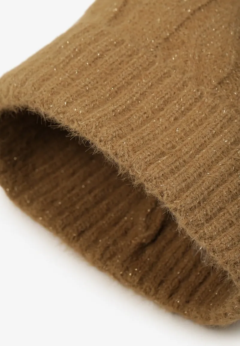 Brązowa Czapka Zdobiona Warkoczowym Splotem i Pomponem Etarinna