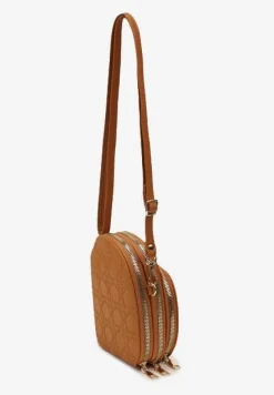 Brązowa Dwukomorowa Torebka Mała z Ozdobnym Pikowaniem Na Ramię Fujina