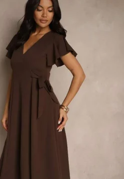 Brązowa Kopertowa Sukienka z Rozkloszowanym Dołem i Ozdobnym Wiązaniem Dannola