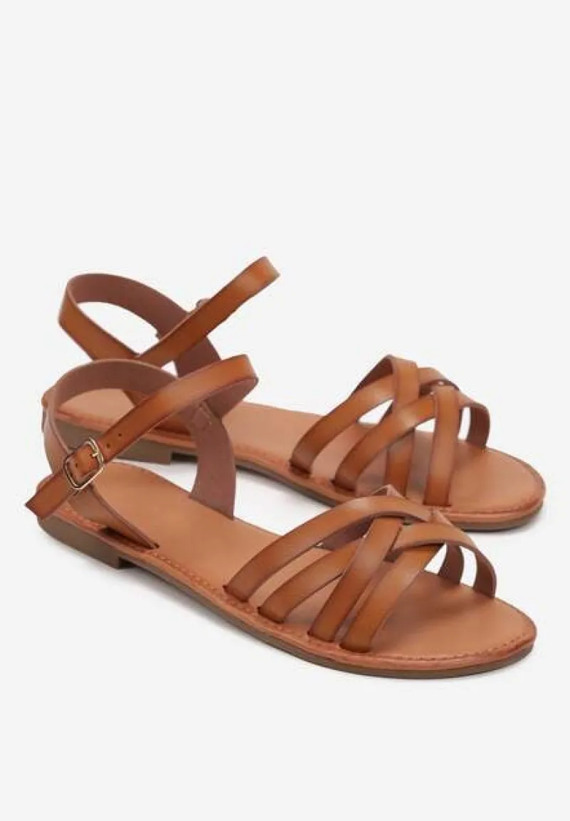 Brązowe Płaskie Sandały z Cienkimi Paskami i Sprzączką Yamileta