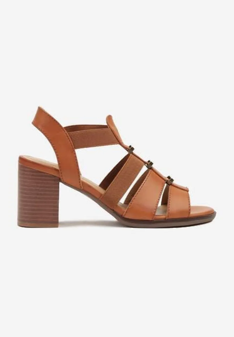 Brązowe Sandały na Słupku Ozdobione Metalicznymi Wstawkami Dolivella