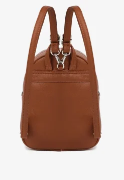 Brązowy Plecak z Pikowanymi Przeszyciami i Dodatkową Kieszenią z Regulowanymi Szelkami Ravindraea