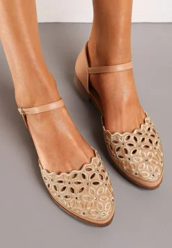 Ciemnobeżowe Ażurowe Sandały Zdobione Haftem i Cyrkoniami Ianaera