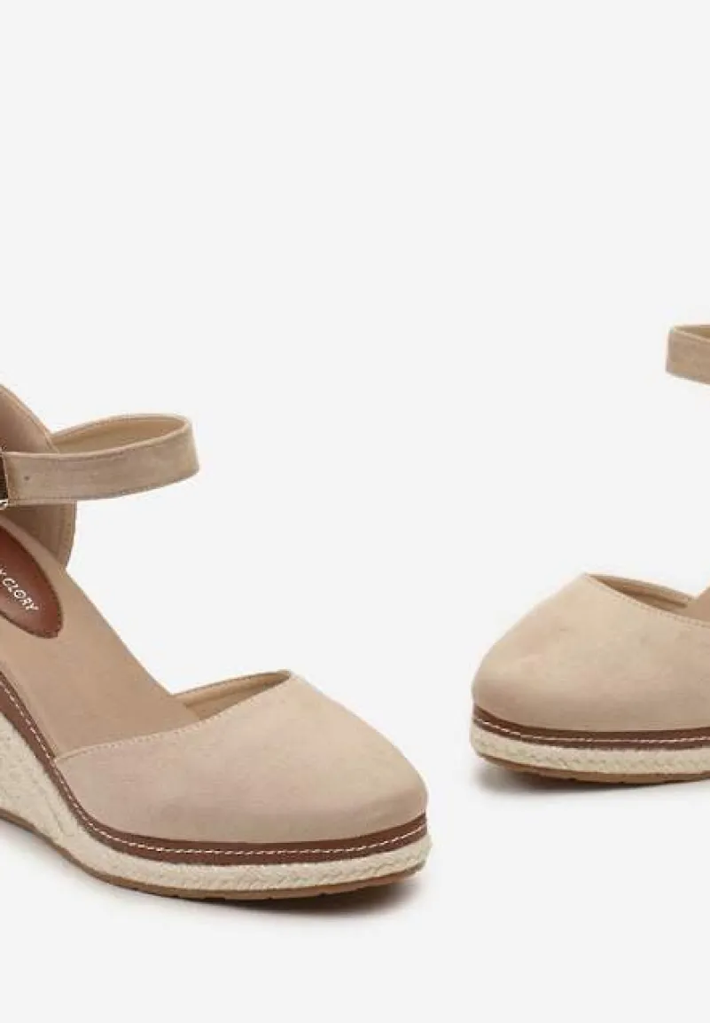 Ciemnobeżowe Sandały na Plecionym Koturnie ze Sprzączką Catlinna