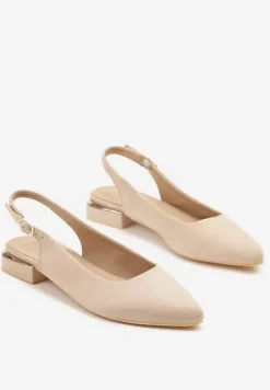 Ciemnobeżowe Sandały Vices z Odkrytą Piętą i Szpiczastym Noskiem Zdobione Aplikacją Edithania