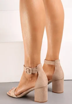 Ciemnobeżowe Sandały Vices z Kwadratowym Noskiem na Obcasie Zapinane przy Kostce Rhiania