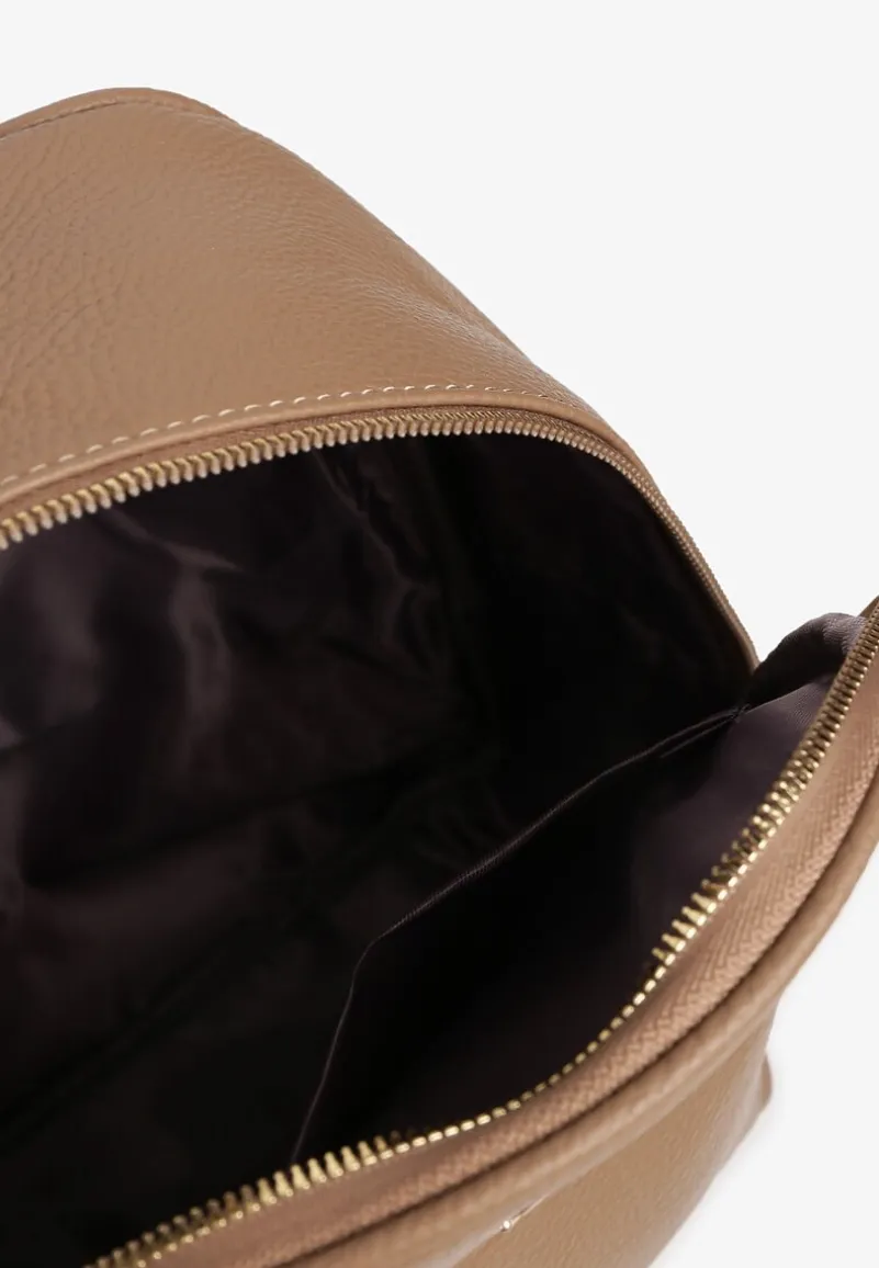 Ciemnobeżowy Mały Plecak z Regulowanymi Szelkami Zdobiony Metalowym Detalem Labilia