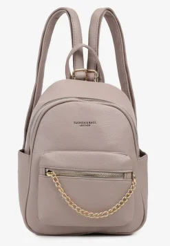 Ciemnobeżowy Plecak na Szelkach z Regulacjach Ozdobione Łańcuszkiem i Napisami Hettana