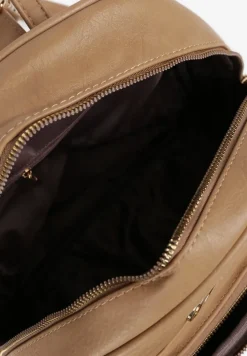 Ciemnobeżowy Plecak z Ozdobną Aplikacją i Suwakiem Milaretta