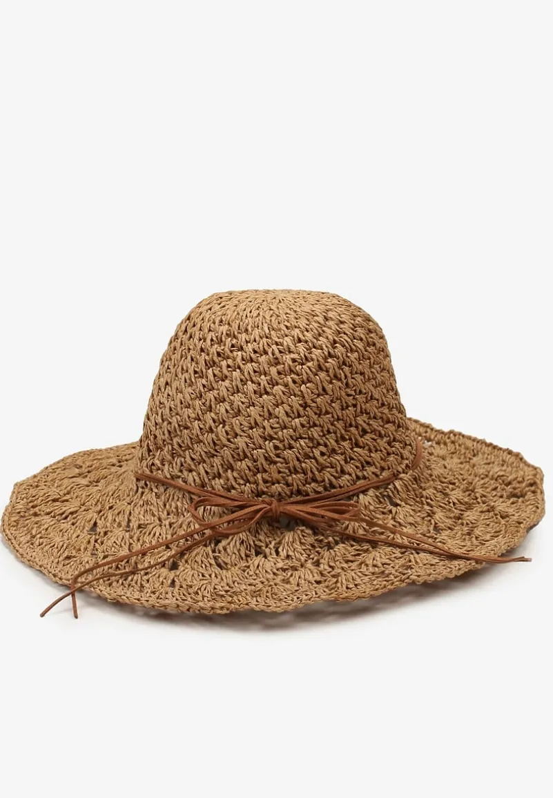 Ciemnobeżowy Szeroki Casualowy Kapelusz z Plecionki Ozdobiony Sznurkiem Nohsi
