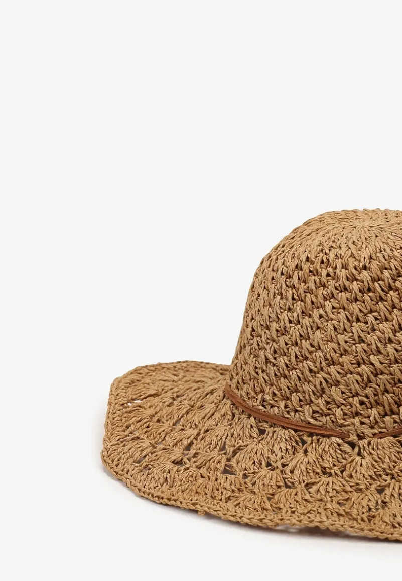 Ciemnobeżowy Szeroki Casualowy Kapelusz z Plecionki Ozdobiony Sznurkiem Nohsi