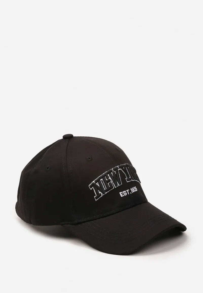 Czarna Bawełniana Czapka z Wyszytymi Napisami Vonenia