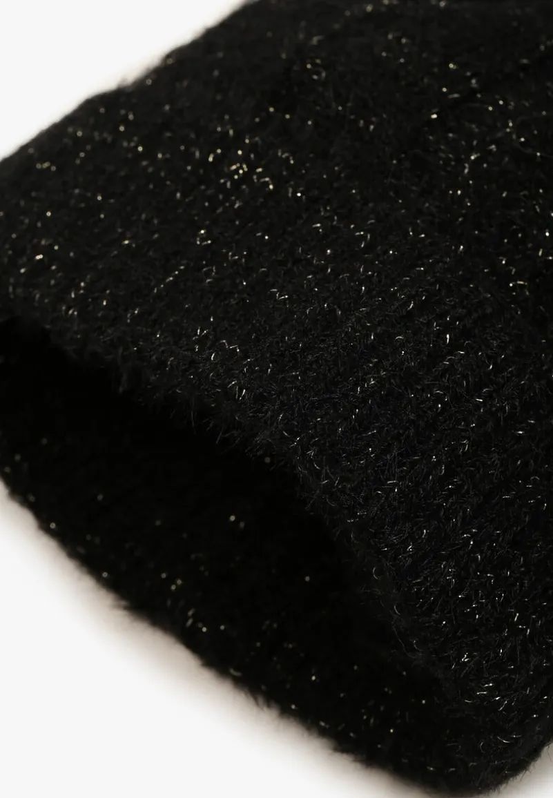 Czarna Czapka Zdobiona Warkoczowym Splotem i Pomponem Etarinna