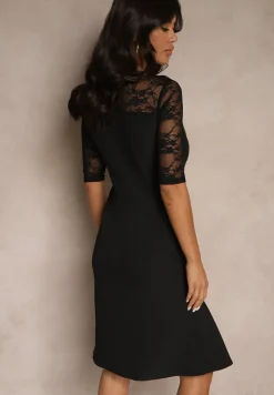 Czarna Dopasowana Sukienka Vices o Asymetrycznym Fasonie Zdobiona Koronką Natileira