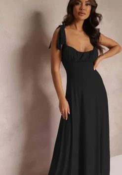 Czarna Długa Sukienka z Marszczonym Dekoltem i Wiązanymi Ramiączkami Rozvita
