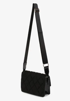 Czarna Jednokomorowa Torebka z Pikowaniem i Lakierowaną Imitacją Skóry Węża Maridi