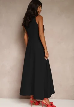 Czarna Koktajlowa Sukienka z Wiskozą i Dekoltem Halter Dolmanna