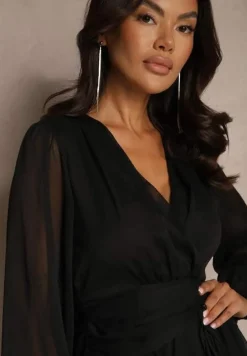 Czarna Kopertowa Sukienka z Prześwitującymi Rękawami o Rozkloszowanym Dole Ninelira