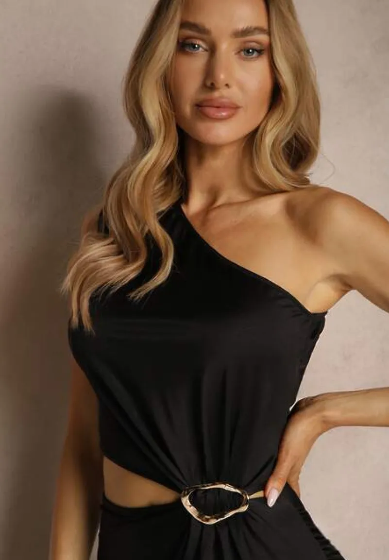 Czarna Marszczona Sukienka o Asymetrycznym Kroju z Rozcięciem i Aplikacją Ninadrea