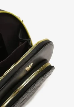 Czarna Owalna Torebka o Małym Fasonie na Ramię z Wzorzystym Paskiem Selaeno